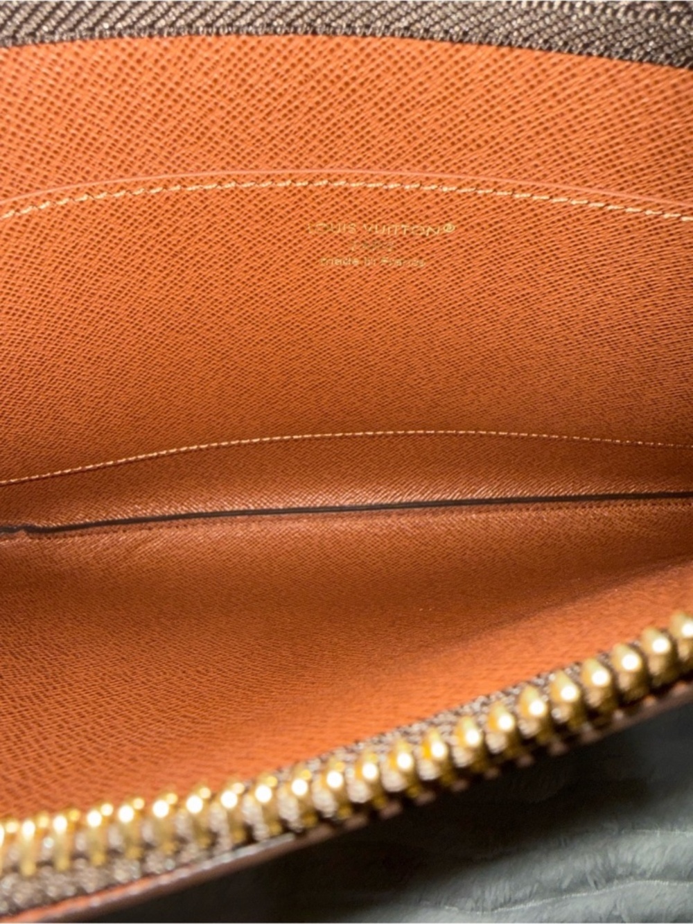 Louis Vuitton Key Pouch M Clutch - Picture 4 of 5
